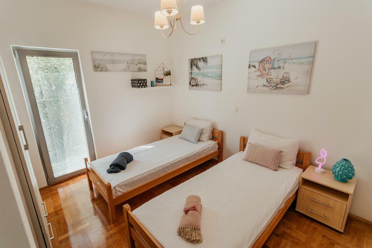 Acacia Hill A3 Apartment Đenovići Exterior photo